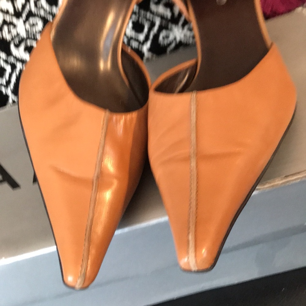 Shoes - Picture 7 of 8